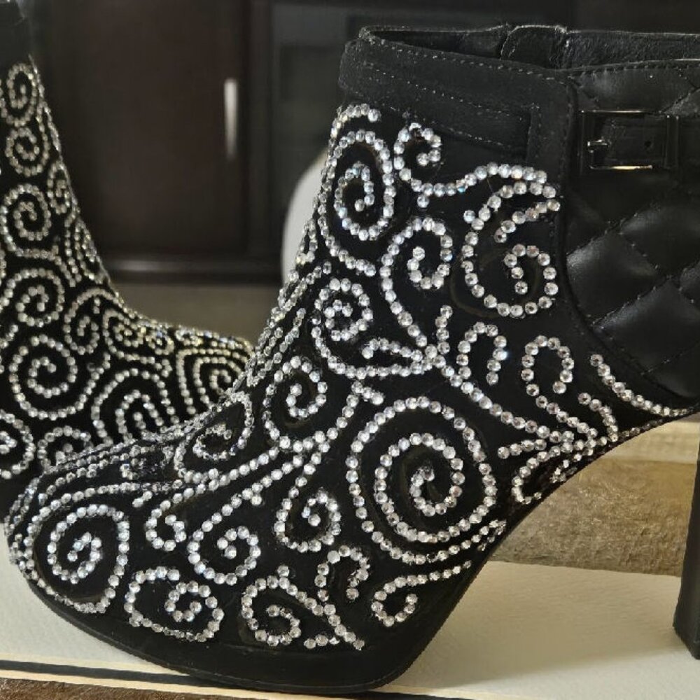 Gorgeous Pair of Black Booties - Picture 2 of 6